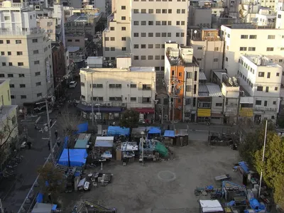 【衝撃】日本で一番危険なスラム街「西成あいりん地区」の実態！闇が深過ぎる…