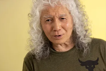 大都会』の元「クリスタルキング」田中昌之さんは70歳、シルバーヘアで現役続行「今のほうが歌うまい」