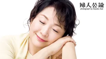 松坂慶子「母を見送り、娘も成長し。70歳になった今年、ようやく『準備が整いました！』という心境に」 表紙のひと：転機の予感