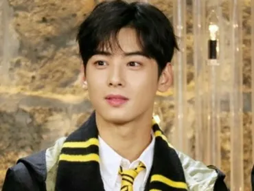 ASTRO」チャ・ウヌ、自身の恋愛経験について地雷を踏んでしまう!?゛練習生になるまでは・・・゛