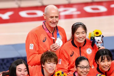 バスケット女子日本代表を銀メダルに導いたホーバス氏が男子代表監督に抜擢されたワケ