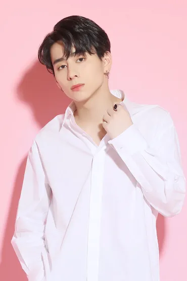 PRODUCE 101 JAPAN SEASON2』から誕生したINI 西洸人、パフォーマンスで見せる輝き 仲間思いの頼れるアニキ的一面も