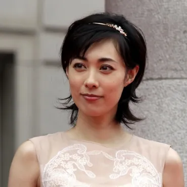 吹石一恵が本格的に女優復帰?「アンチヒーロー」出演で福山雅治との゛離婚危機説゛再燃を心配する声も(日刊ゲンダイDIGITAL)