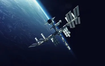 ISS(国際宇宙ステーション)とは? 大きさや速度、役割などを解説