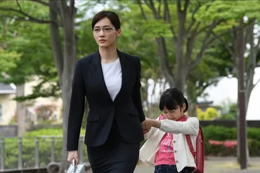 毒親゛の次は゛義母゛? 綾瀬はるか主演の新ドラマ『義母と娘のブルース』が描く゛母と娘゛の関係性
