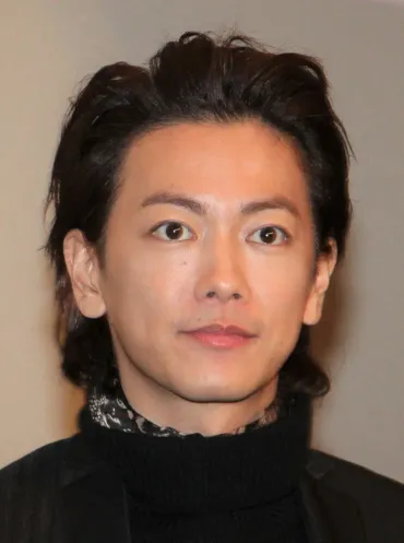 佐藤健、好みのタイプは゛変な女性゛ 有村架純が質問「私って、変ですか?」― スポニチ Sponichi Annex 芸能