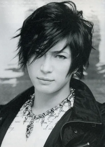 GACKT(ガクト)は滋賀出身?高校や中学時代・本名・実家や両親・生い立ちがヤバい!!