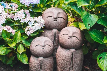 DJケミカルが住職のお寺(実家)はどこで僧名は何?八王子の古刹へ行ってみよう【ファンモン】
