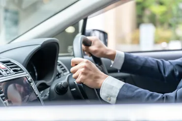 運転代行とはどんな仕事?必要な免許やメリット・デメリットを解説