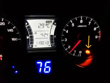 ついにエンジン警告灯が点灯したので、OBD2診断機を使ってチェックランプ消去しました(ヤマハ XMAX)by 幸せの黄色いXMAX