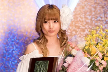 インタビュー】ドラマ「M 愛すべき人がいて」 アユ役の安斉かれん「三浦翔平さんは私にとって゛リアルマサ゛さんです」