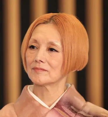 夏木マリ 59歳で斉藤ノヴと結婚し12年 孫3人の゛おばあちゃん゛に 家族写真で「初めて自覚して」― スポニチ Sponichi Annex 芸能