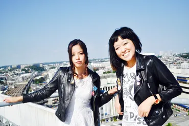 チャットだけじゃない!2ピースガールズロックバンドの魅力大解剖!」