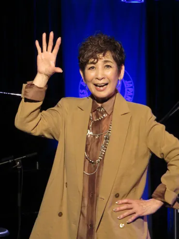 今陽子が55周年記念ライブ「90歳まで現役で歌いたい」デビュー曲「恋の季節」など17曲披露