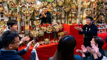 浅草・鷲神社「酉の市」：福を呼び込む縁起熊手で商売繁盛 