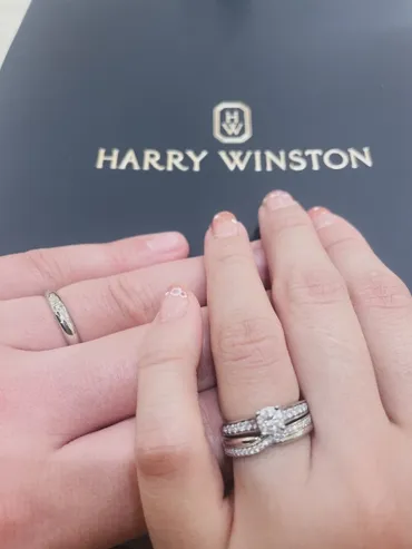 エンゲージリングとの重ね付けもできるマリッジリングを探していました。…ハリー・ウィンストン(Harry Winston)の結婚指輪の口コミ・評判 