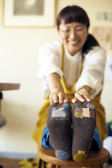 ダーニングで生まれ変わる！ ミスミノリコさんの『繕う暮らし』ってどんな本？モノへの愛着を深める、ダーニングの世界とは！？