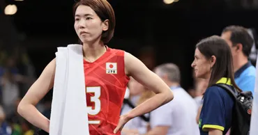 涙の引退…古賀紗理那に「ごめん」Vリーグ優勝監督がパリ五輪の結果に危機感を抱く理由「女子バレーは変わらなければならない」 