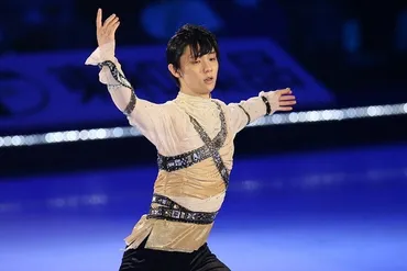 プロスケーターの第一歩゛――。羽生結弦が初の単独アイスショーで魅せた幻想的演出に会場も感嘆「これからの物語はプロ」 