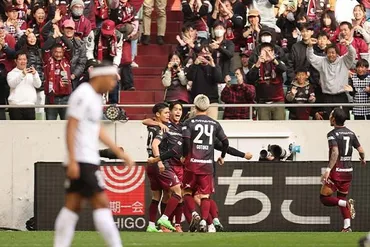 J1第38節まとめ】ヴィッセル神戸の優勝が決定！ J1連覇＆天皇杯との2冠を達成！ ジュビロ磐田 がJ2に降格（フットボールチャンネル）