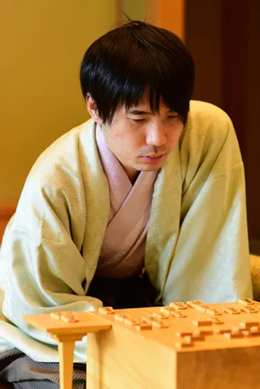 桂打ち一閃で勝負あり!佐藤天九段が振り飛車連投で連勝スタート第期順位戦A級