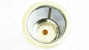 使わなかったことを後悔!排水溝のヌメり、輝くコイツが消し去ってくれたよ