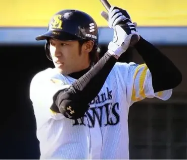 柳田悠岐の性格は天然キャラで面白い!学生時代の経歴や兄弟は?