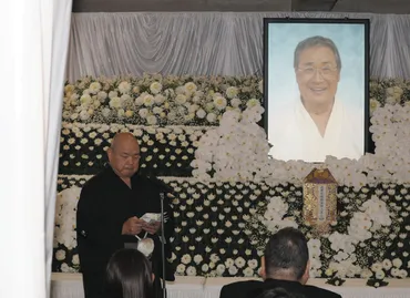 北の富士さんをしのぶ会、八角理事長が弔辞読み涙「今も鮮明に覚えています」戒名に『粋』の文字【大相撲】:中日スポーツ・東京中日スポーツ