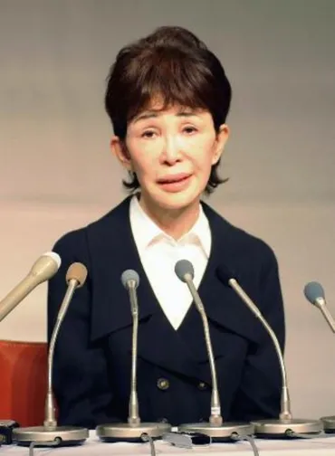 うつみ宮土理さんが初めて公の場で会見愛川さんに「ありがとう」