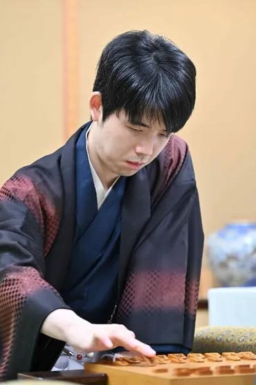 藤井聡太名人、名人戦七番勝負第1局1日目終了永瀬九段がわずかに優勢で封じ手(スポーツ報知)