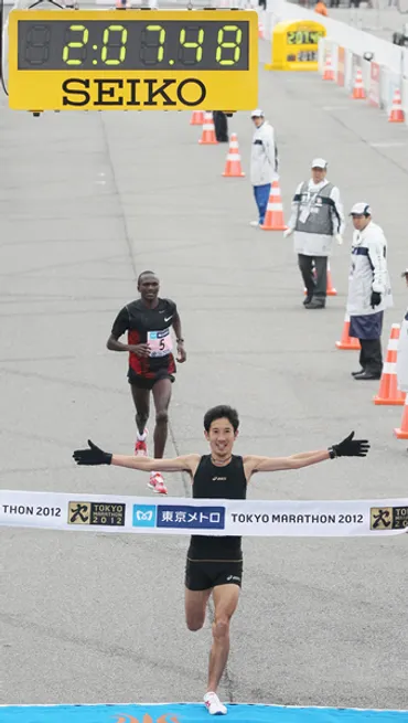 藤原新、日本勢最高2位で五輪代表確実に=川内は14位東京マラソン:時事ドットコム