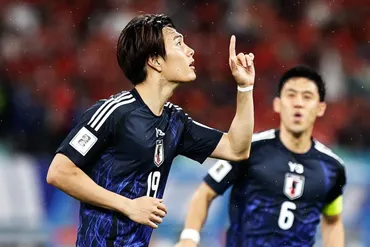 日本代表】小川航基が日本を救うヘッド発!「純也くんが持ったときには必ずいいボールが上がってくるといつも信じています」