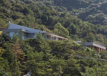 サザン、福山雅治らの所属事務所が建てたタレントのための秘密基地