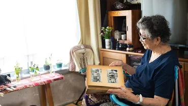 多良美智子団地一人暮らし歳のユーチューバー。家族で夫を看取り、次は自分の終活も「在宅ケアを受け、最期まで団地暮らしを配信したい」今がいちばん楽しいユーチューブで人気!「おばあちゃんねる」<後編>