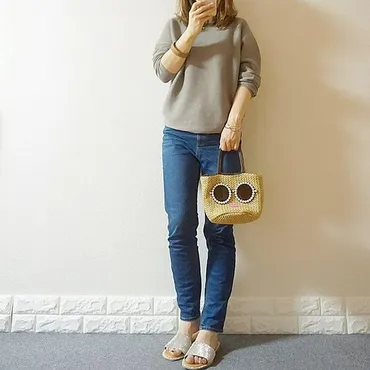 ユニクロの「コットンボリュームスリーブセーター(長袖)」をあわせたコーディネート