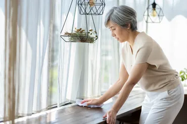 60代からの断捨離！後悔しない終活のススメとは？60代からの快適な暮らしを実現！断捨離とシンプルライフ