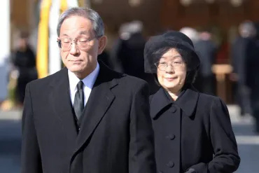 黒田清子さん夫・慶樹さんが都庁の退職目前で派遣された「定年後の就職先」