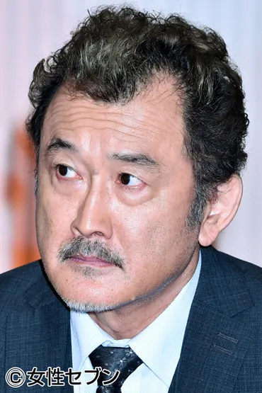 モテ男の吉田鋼太郎 「あわよくば」と常に女性を狙っている