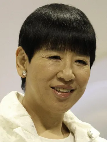 和田アキ子の資産ってどれくらい？2024年推定年収と収入源を徹底解説！芸能界のご意見番、和田アキ子の知られざるお金事情
