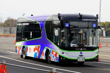 万博シャトルバスが事故…自動運転バスのみ運行停止へ 