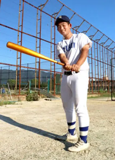 履正社・元木翔大「くせ者」と呼ばれた父・元木大介さんのように「甲子園で活躍したい」グラブに刺しゅうも