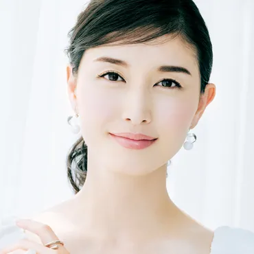 藤原美智子さんのメイク術：50代からの美しさとは？藤原美智子流、50代からの上品メイク術