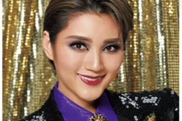 宝塚・宙組トップスターの芹香斗亜が退団を発表、パワハラ自死した後輩への謝罪も「退団との関係はない」 