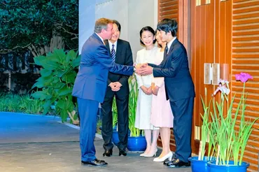 佳子さま、悠仁さまも通訳介さず同席 ルクセンブルク皇太子と夕食会：朝日新聞