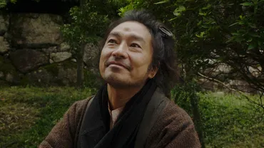 トータス松本、連続テレビ小説『おちょやん』で゛ダメ親父゛を熱演 俳優への目覚めから演技派としての地位確立に至るまで 