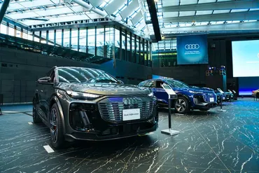 アウディ、最新鋭ICE車の「Q5」とBEVの「A6 e