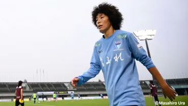 女子選手たちに与えられた選択肢があまりに少ない時代だった」。42歳になった荒川恵理子が振り返る女子サッカーの25年／前編 