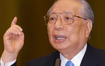 池田大作名誉会長》秘蔵の「集合写真」を独占入手！香峯子夫人との結婚式で…「空白の13年」に夫人が語った池田氏の晩年 