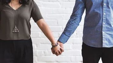 先生と保護者が両想いだとわかるサインは?先生と保護者の恋愛はあり?