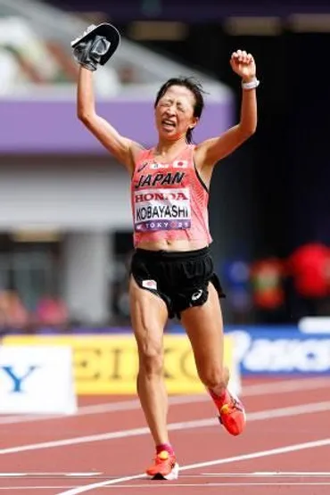 女子マラソン、小林が７位入賞 世界陸上：中日新聞Web